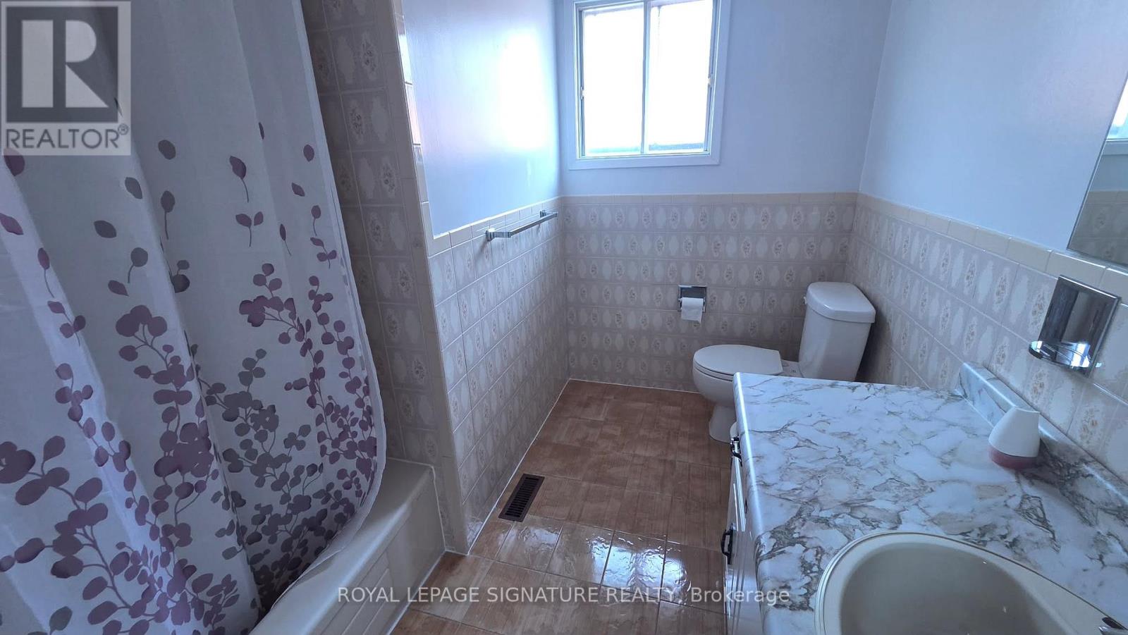 Mainfloor - 4170 Sunset Valley Court, Mississauga, Ontario  L4W 3L5 - Photo 8 - W12951136