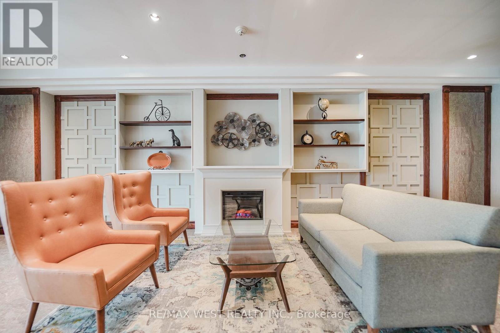 309 - 190 Manitoba Street, Toronto, Ontario  M8Y 3Y8 - Photo 2 - W12951176