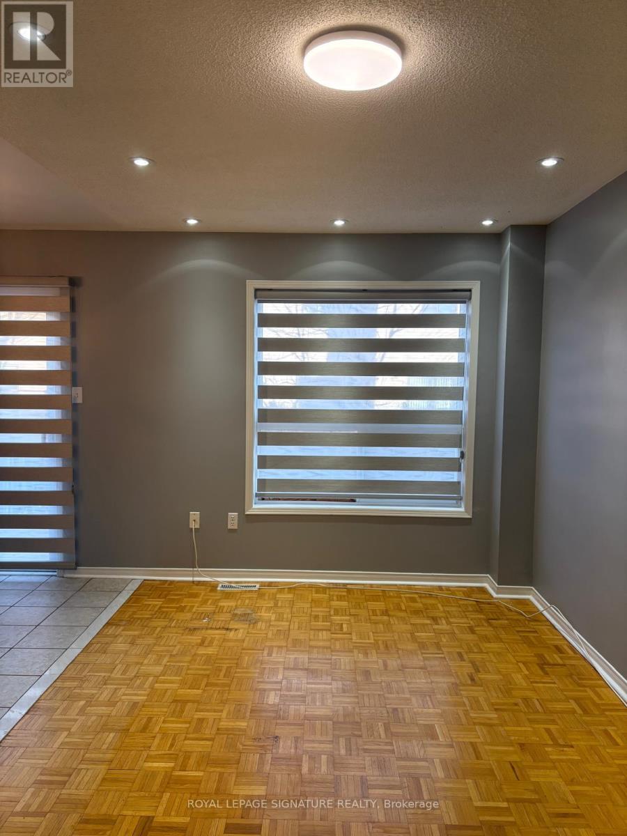 3816 Foxborough Trail, Mississauga, Ontario  L5N 7W4 - Photo 11 - W12951236