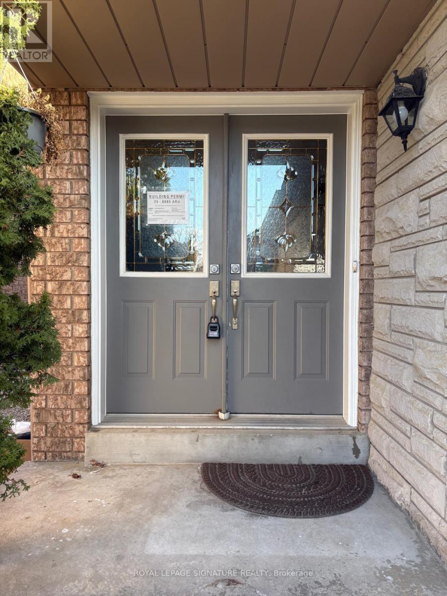 3816 Foxborough Trail, Mississauga, Ontario  L5N 7W4 - Photo 13 - W12951236