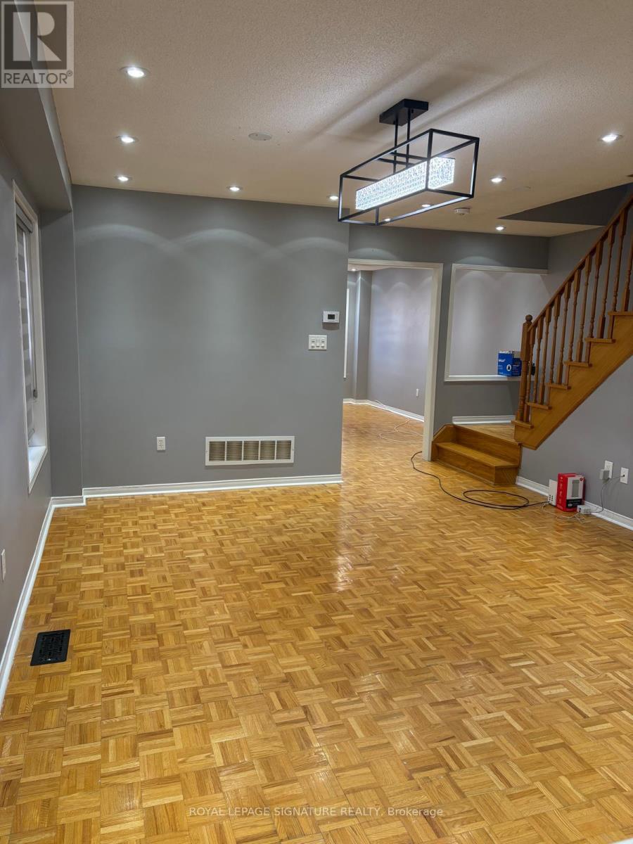 3816 Foxborough Trail, Mississauga, Ontario  L5N 7W4 - Photo 20 - W12951236