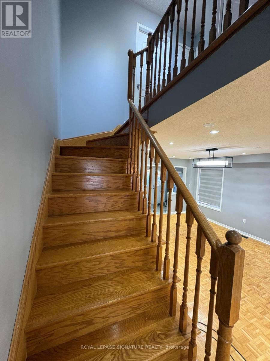 3816 Foxborough Trail, Mississauga, Ontario  L5N 7W4 - Photo 23 - W12951236