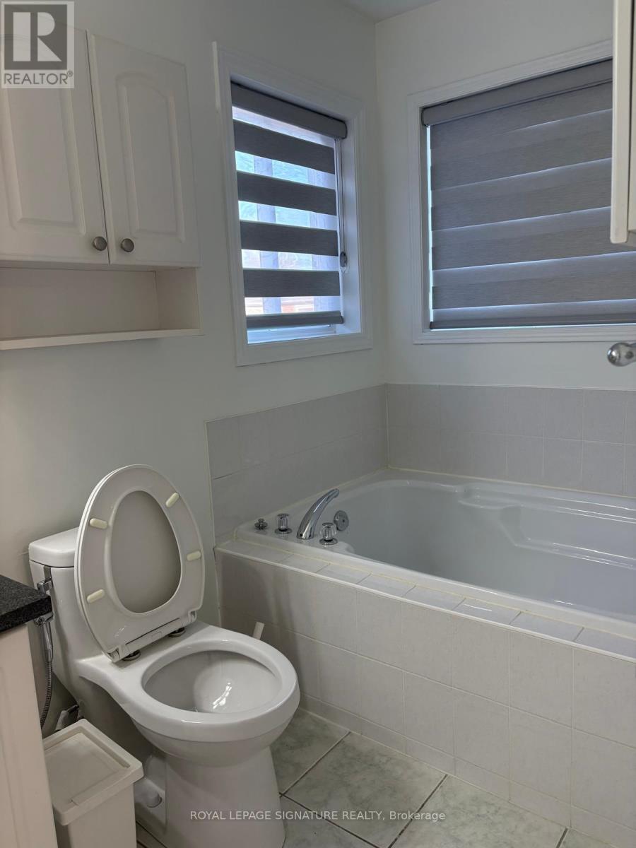 3816 Foxborough Trail, Mississauga, Ontario  L5N 7W4 - Photo 30 - W12951236