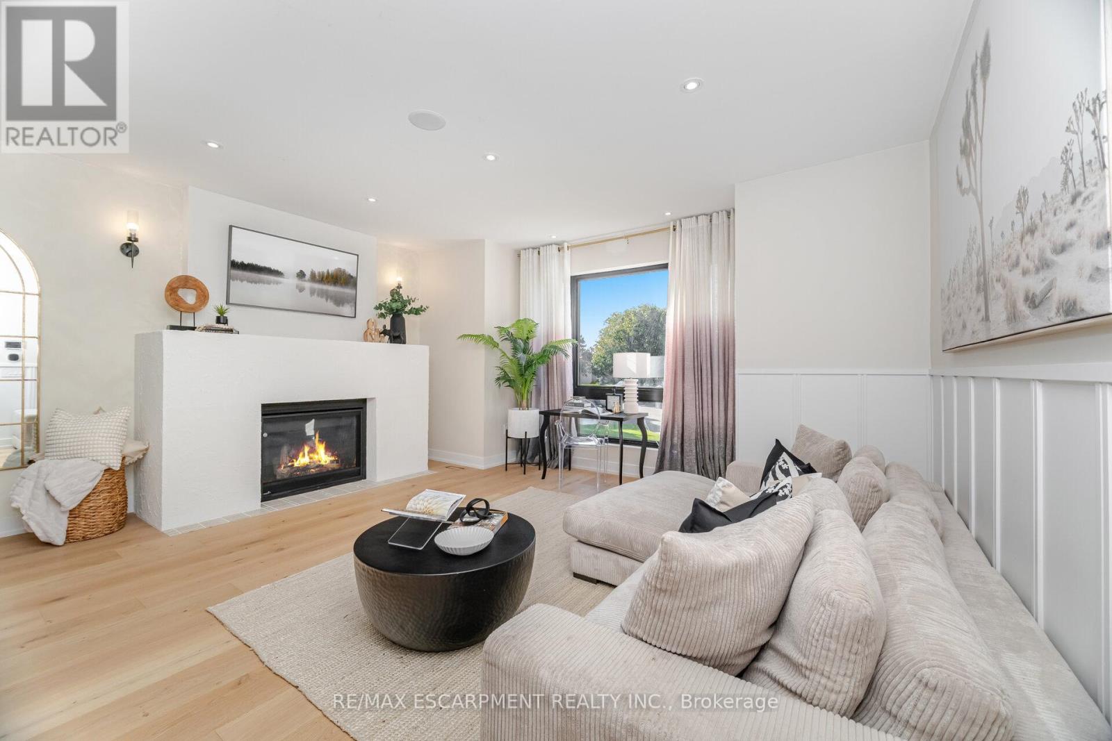 772 Banting Court, Milton, Ontario  L9T 3M5 - Photo 8 - W12951238