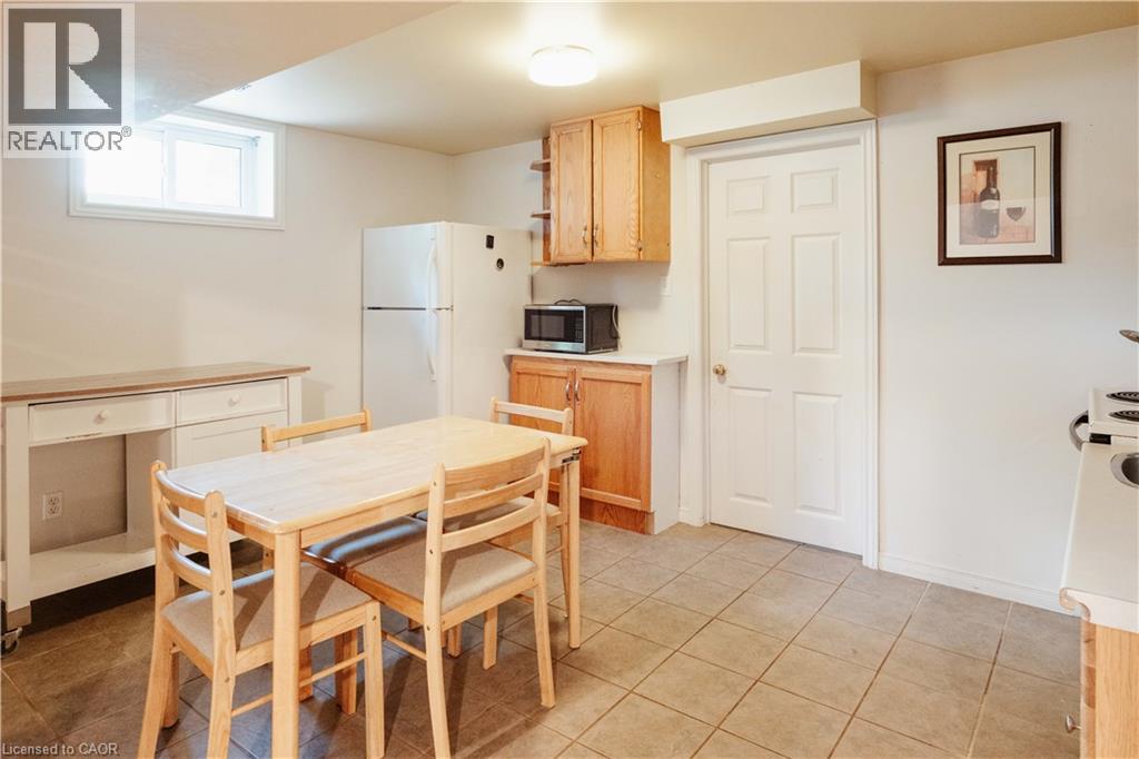 642 Cedargrove Place, Waterloo, Ontario  N2L 4Y9 - Photo 36 - 40817253