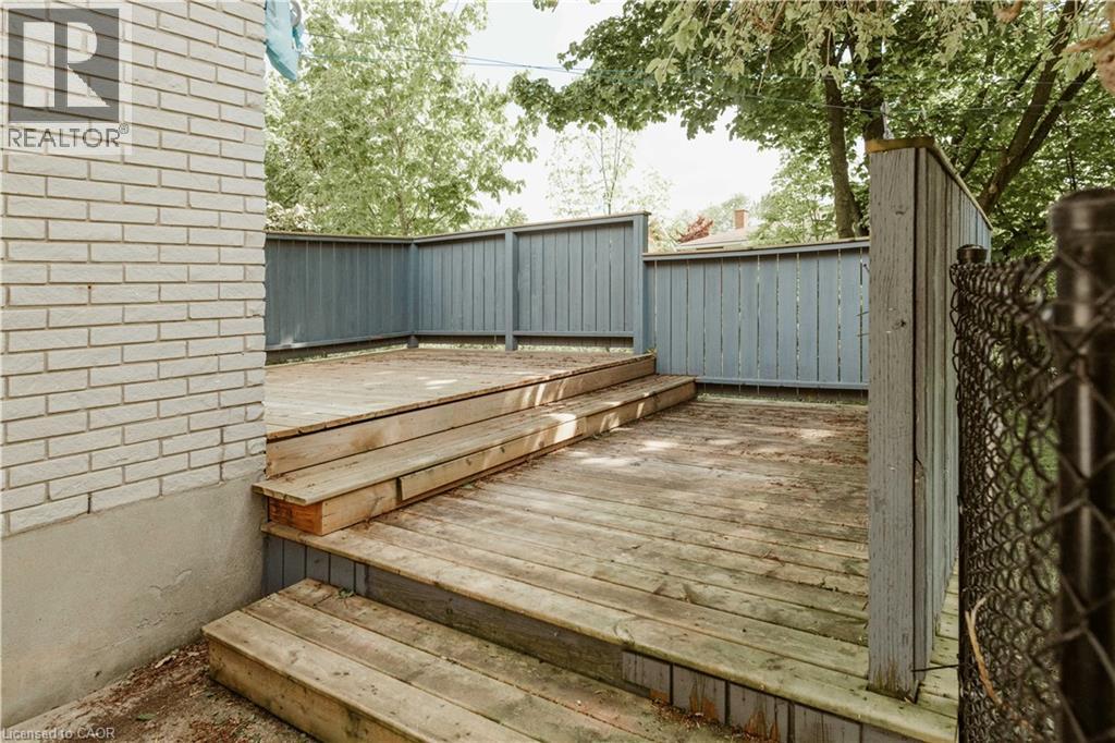 642 Cedargrove Place, Waterloo, Ontario  N2L 4Y9 - Photo 42 - 40817253