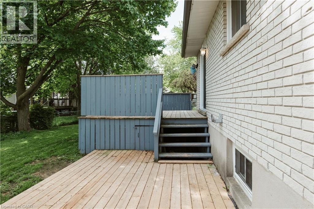 642 Cedargrove Place, Waterloo, Ontario  N2L 4Y9 - Photo 43 - 40817253