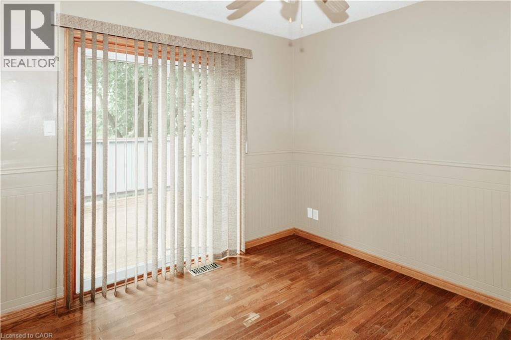 642 Cedargrove Place, Waterloo, Ontario  N2L 4Y9 - Photo 8 - 40817253