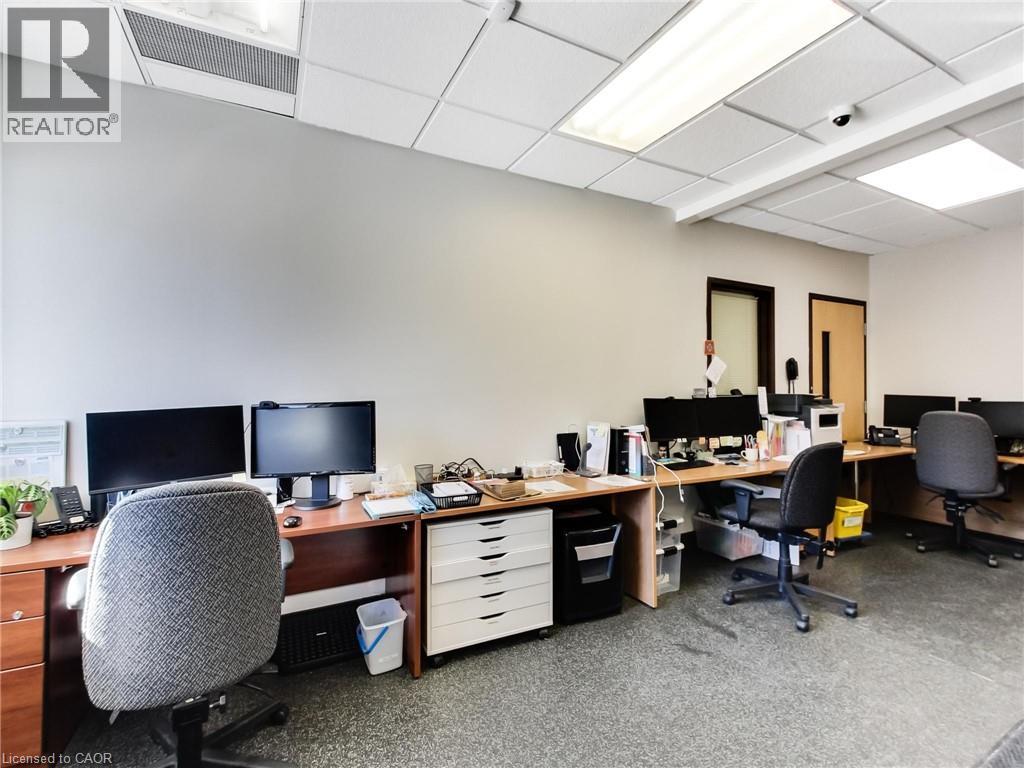 540 Plains Road E Unit# 100, Burlington, Ontario  L7T 2E3 - Photo 17 - 40817220