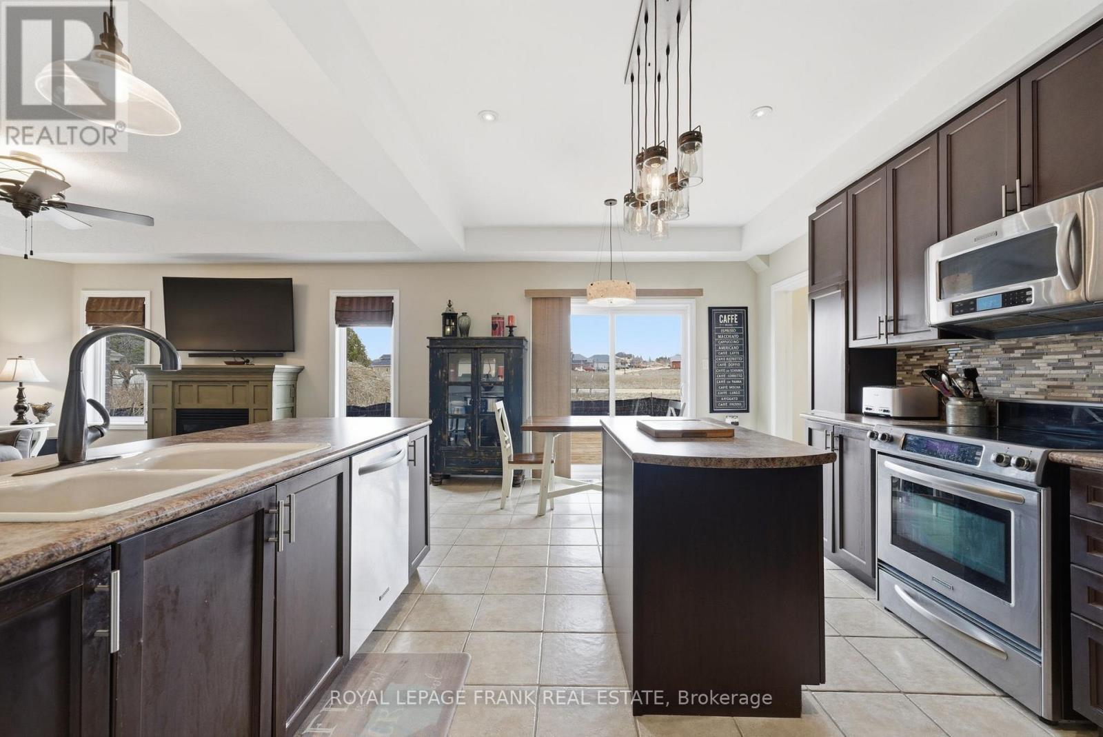 8 Kyle Court, Kawartha Lakes, Ontario  K9V 0E2 - Photo 18 - X12951300