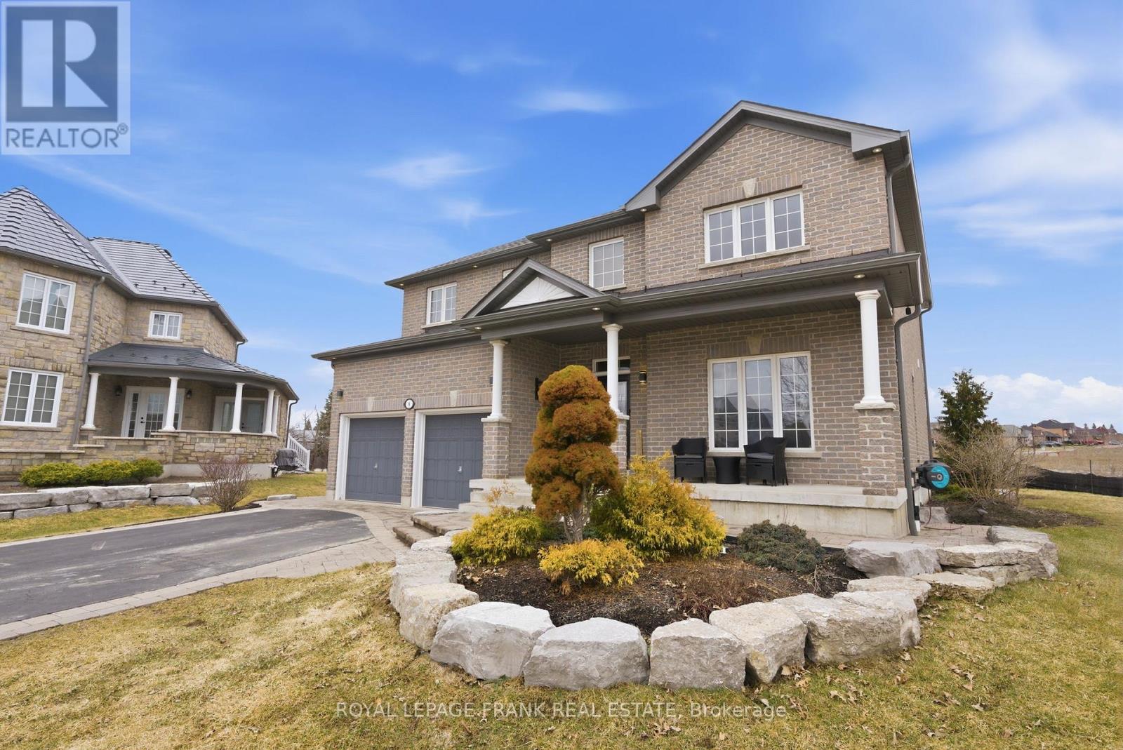 8 Kyle Court, Kawartha Lakes, Ontario  K9V 0E2 - Photo 3 - X12951300