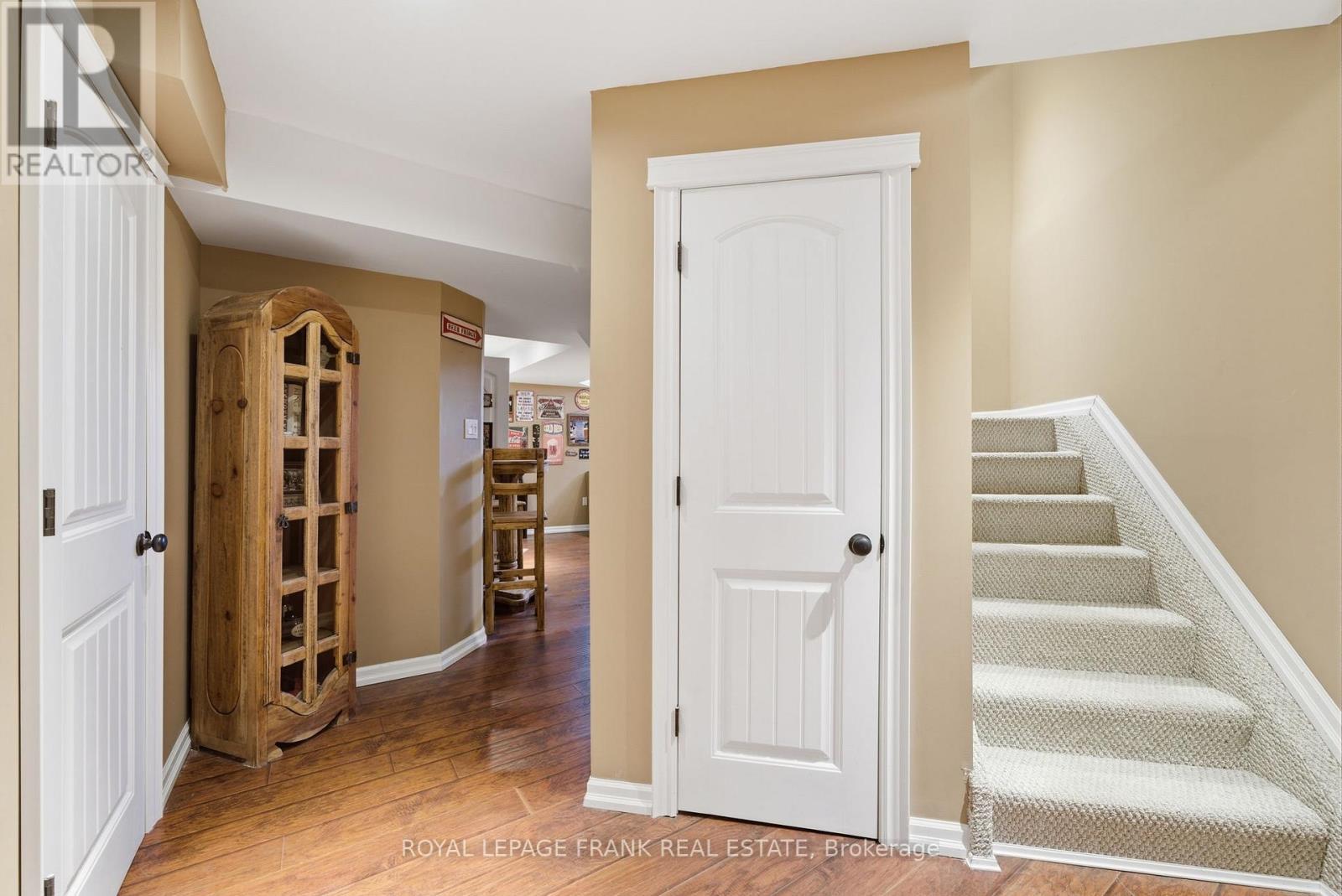 8 Kyle Court, Kawartha Lakes, Ontario  K9V 0E2 - Photo 30 - X12951300