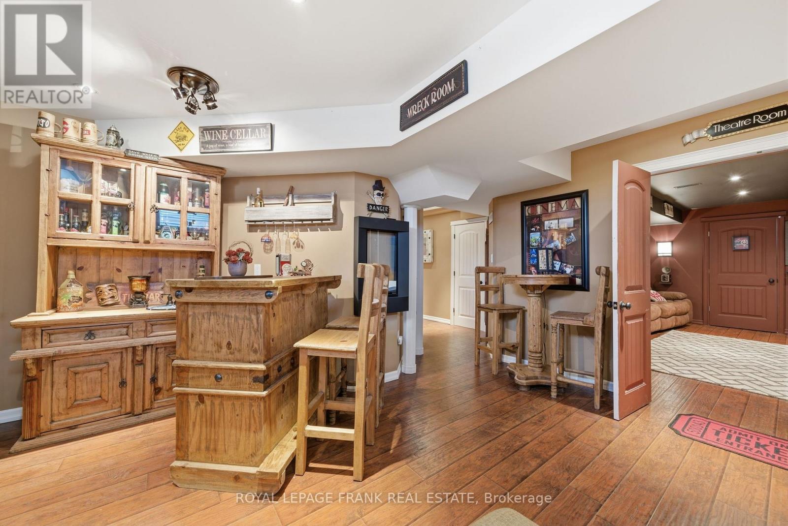 8 Kyle Court, Kawartha Lakes, Ontario  K9V 0E2 - Photo 34 - X12951300