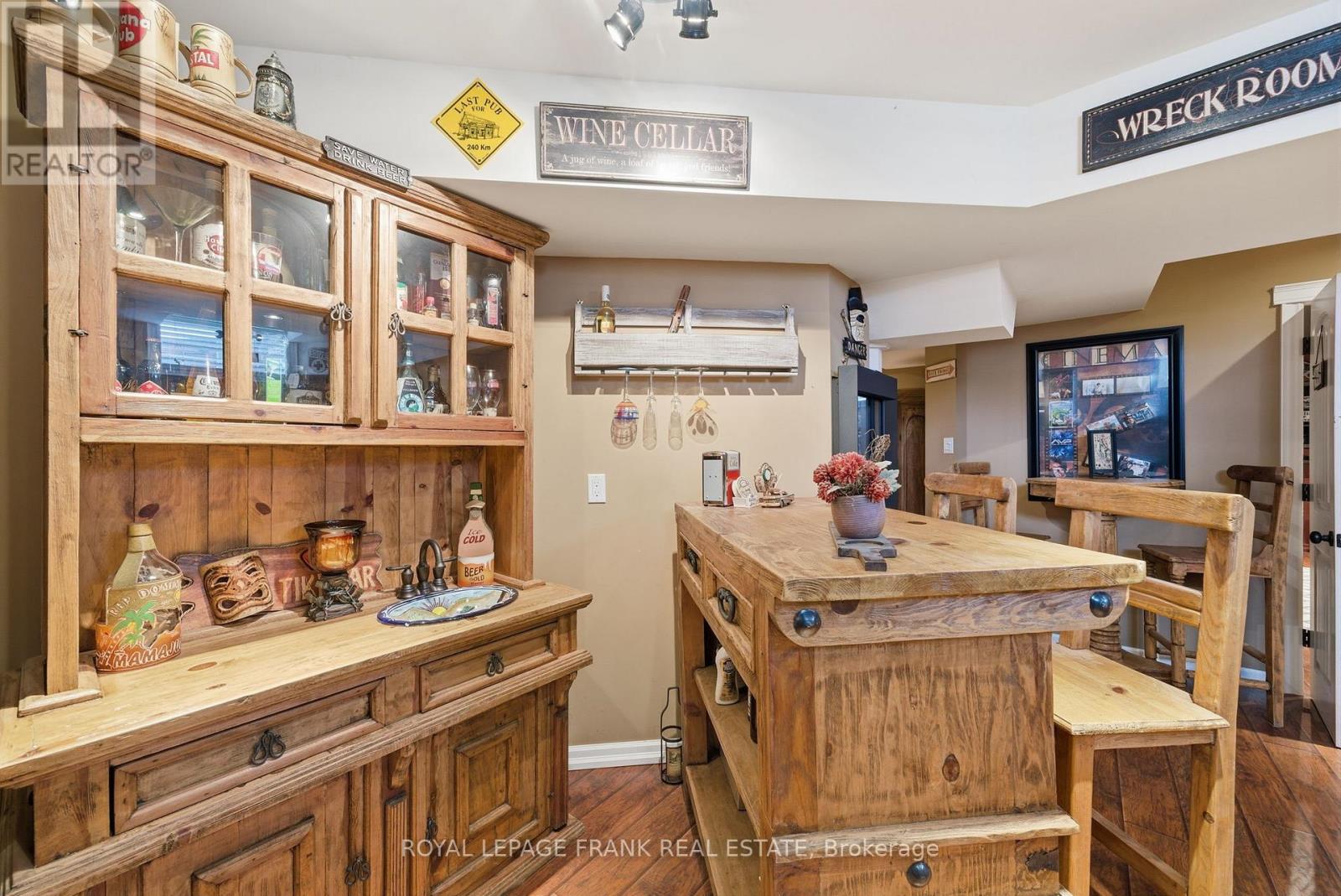 8 Kyle Court, Kawartha Lakes, Ontario  K9V 0E2 - Photo 35 - X12951300