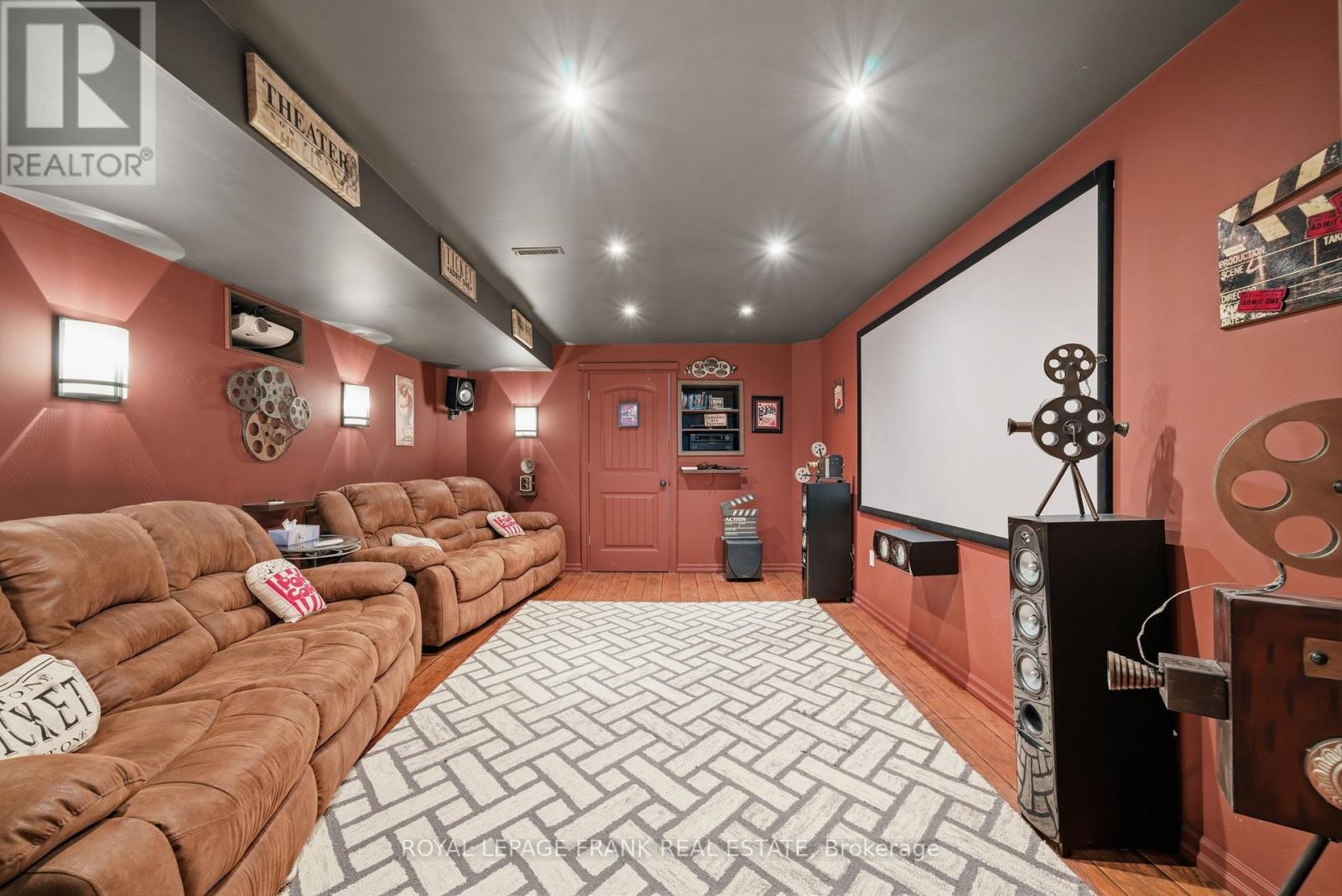 8 Kyle Court, Kawartha Lakes, Ontario  K9V 0E2 - Photo 7 - X12951300