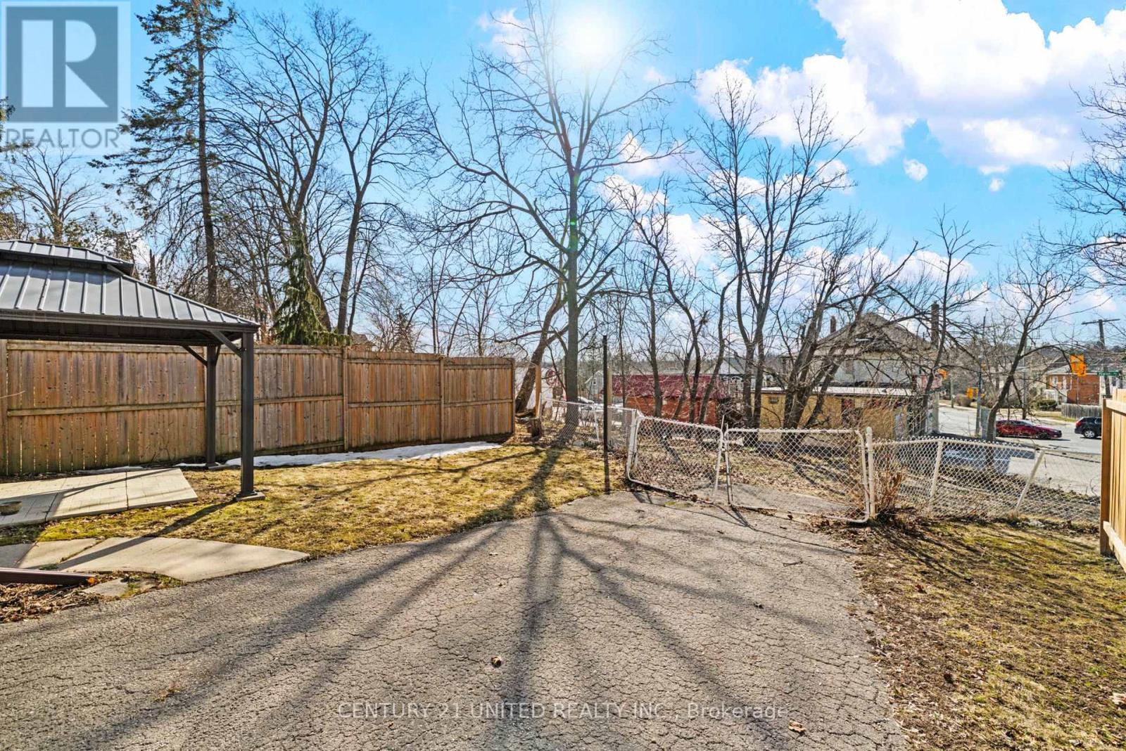 661 Rubidge Street, Peterborough, Ontario  K9H 4G2 - Photo 23 - X12951394