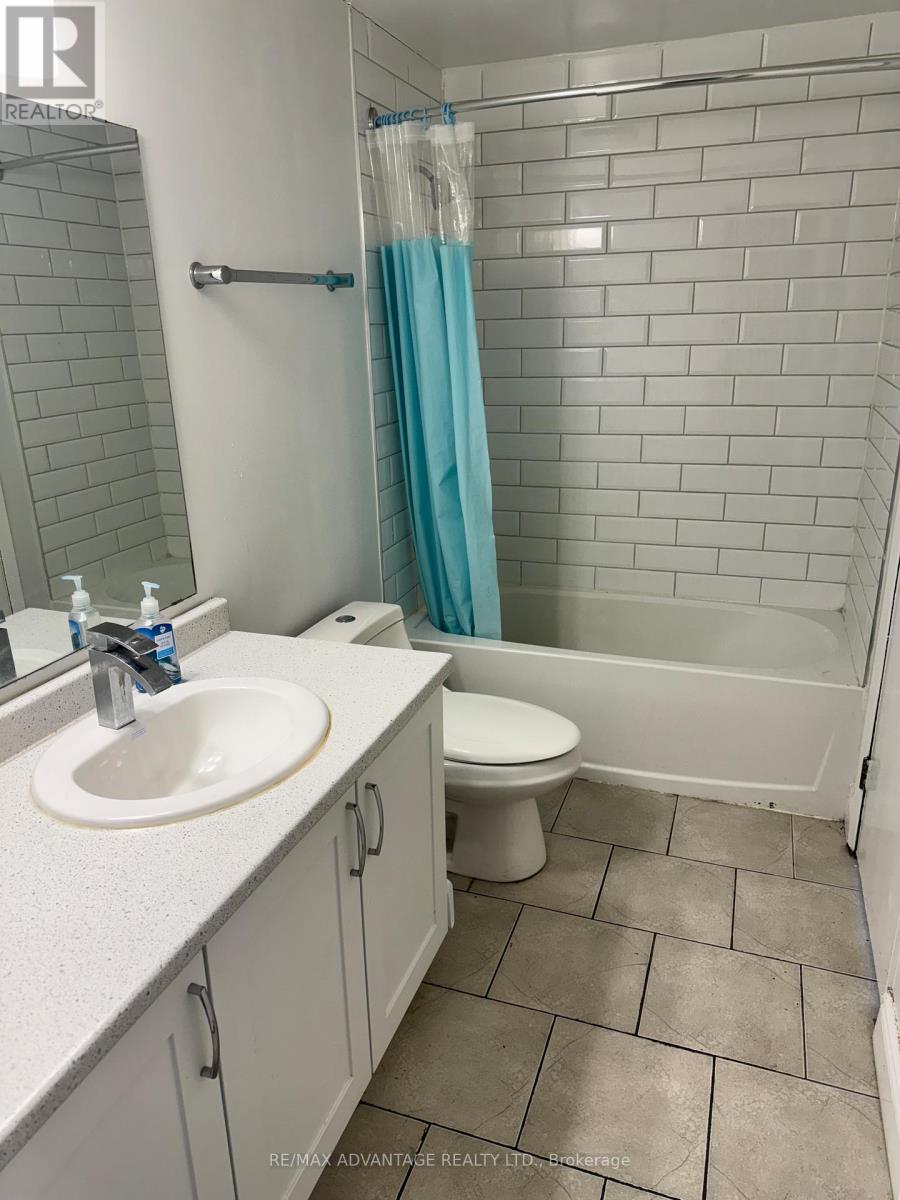 22 - 151 Bonaventure Drive N, London East, Ontario  N5V 4M1 - Photo 10 - X12951354