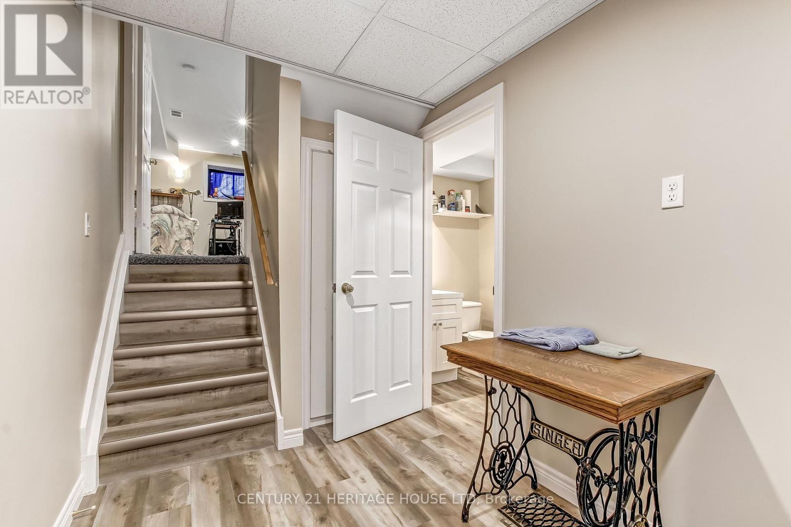 18 Hickory Boulevard W, Strathroy-Caradoc, Ontario  N7G 4A9 - Photo 18 - X12951390