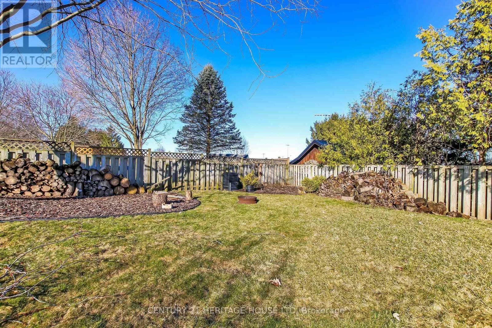 18 Hickory Boulevard W, Strathroy-Caradoc, Ontario  N7G 4A9 - Photo 19 - X12951390