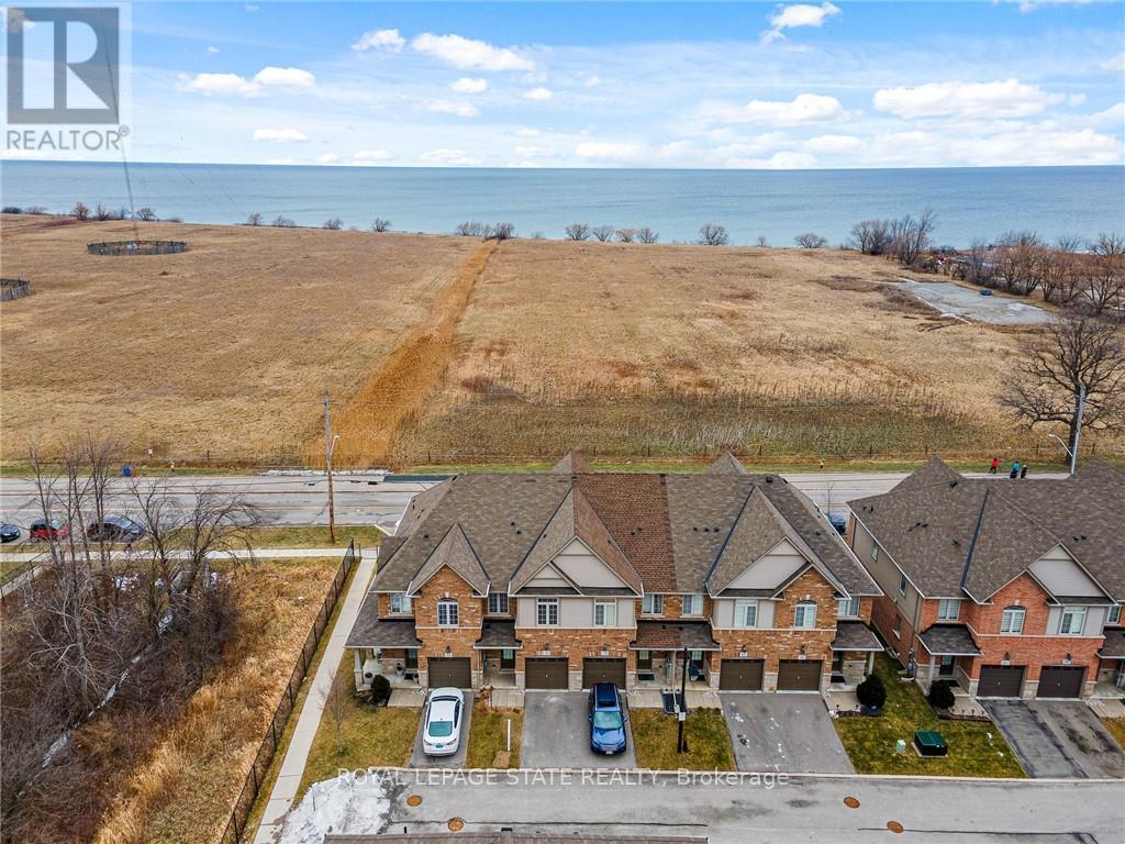 71 - 515 Winston Road, Grimsby, Ontario  L3M 0C8 - Photo 2 - X12951008