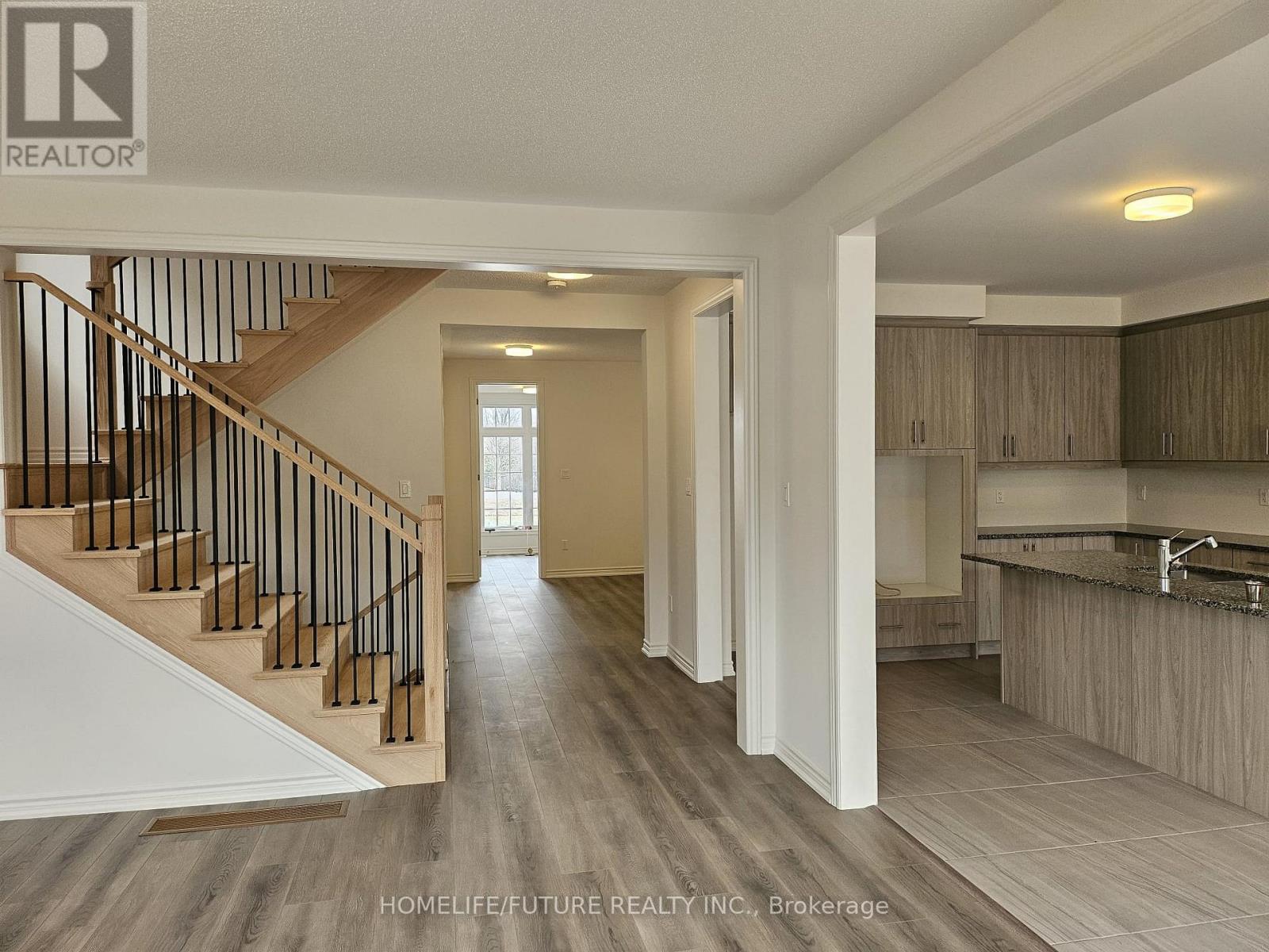 973 Trailsview Avenue, Cobourg, Ontario  K9A 4K3 - Photo 9 - X12951188