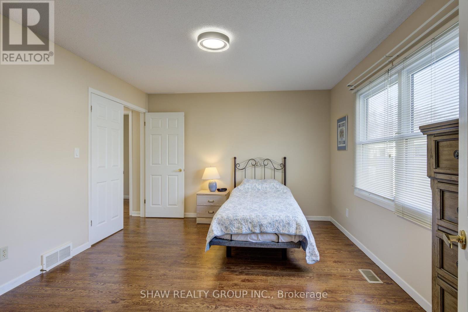 20 Edwin Crescent, Tillsonburg, Ontario  N4G 5H3 - Photo 29 - X12951208