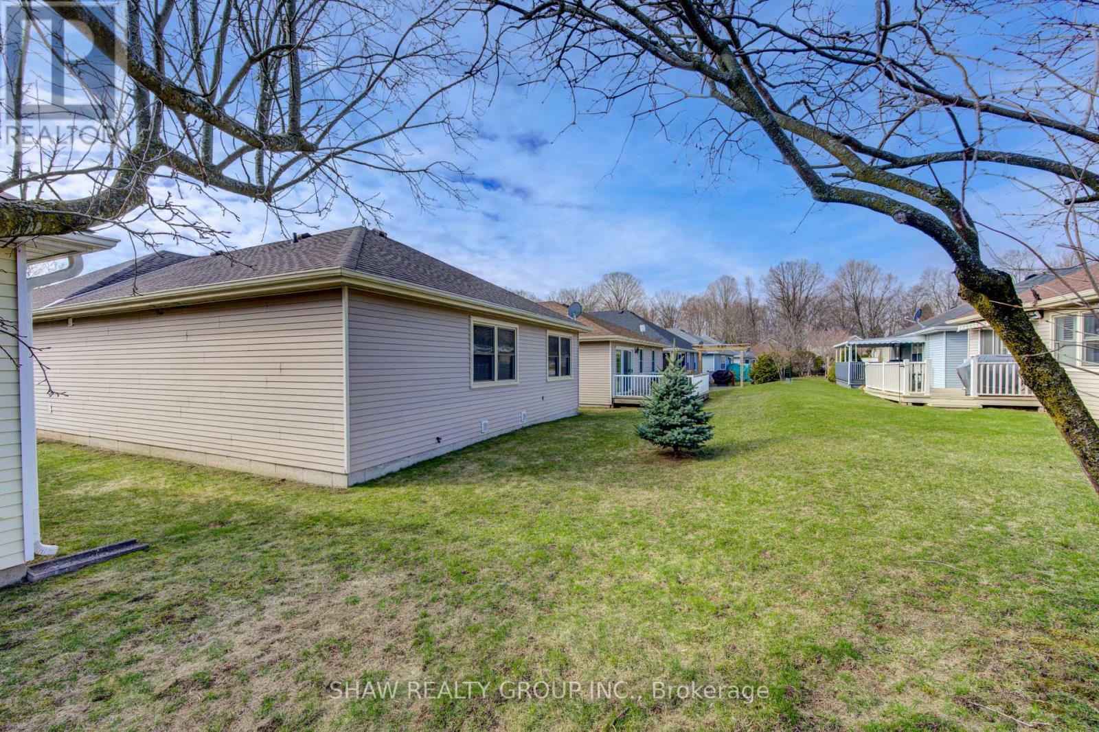 20 Edwin Crescent, Tillsonburg, Ontario  N4G 5H3 - Photo 45 - X12951208