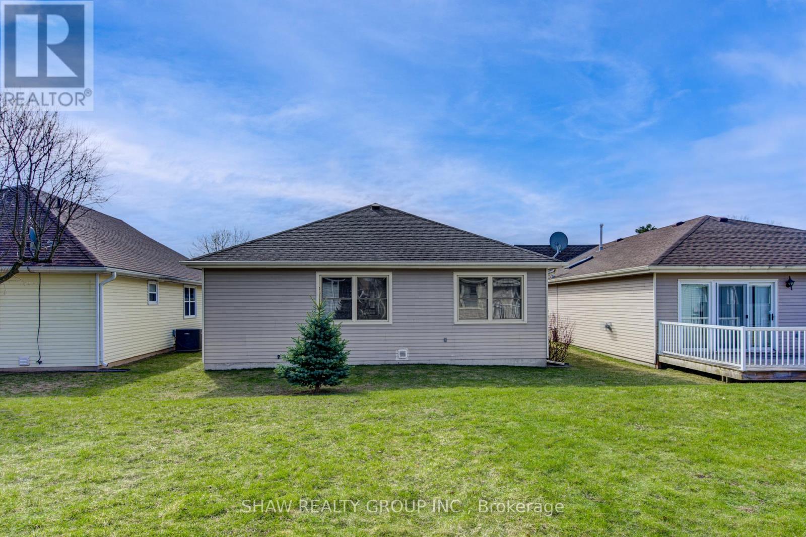 20 Edwin Crescent, Tillsonburg, Ontario  N4G 5H3 - Photo 47 - X12951208