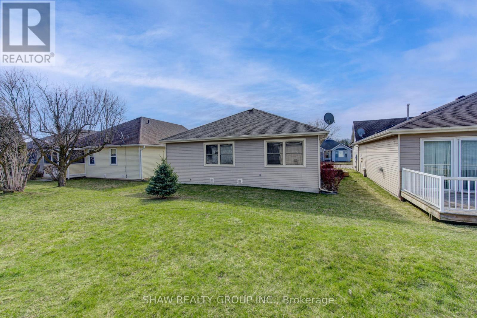20 Edwin Crescent, Tillsonburg, Ontario  N4G 5H3 - Photo 49 - X12951208