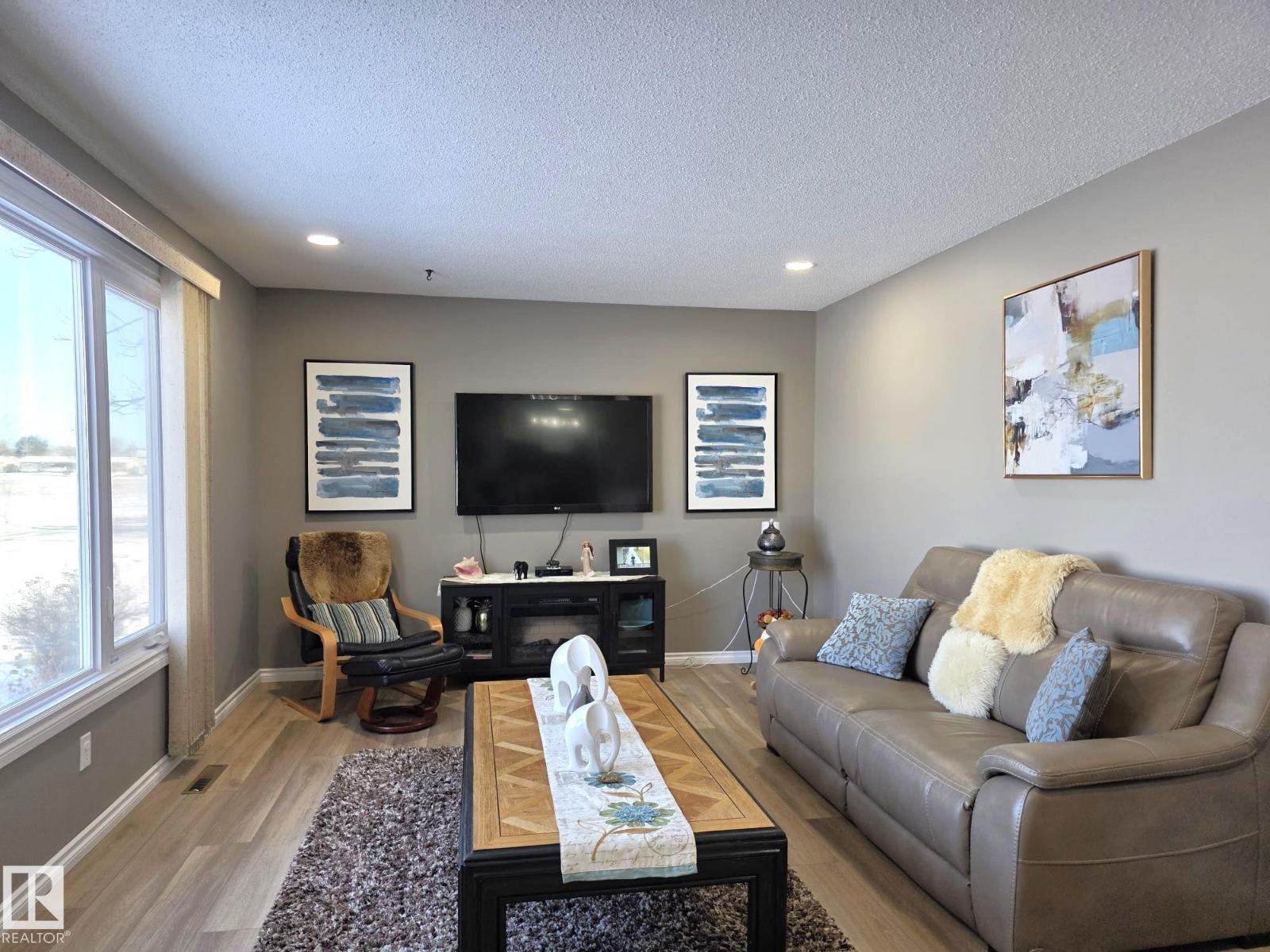 4307 47 St, Drayton Valley, Alberta  T7A 1G8 - Photo 15 - E4480125