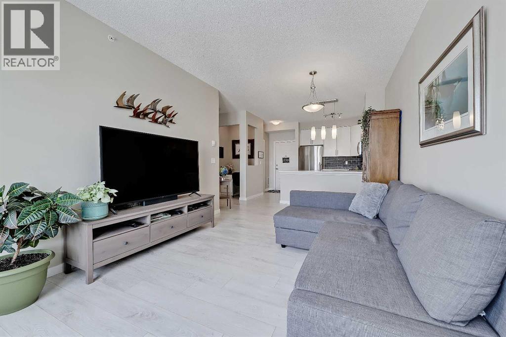 426, 207 Sunset Drive, Cochrane, Alberta  T4C 0H7 - Photo 8 - A2297150