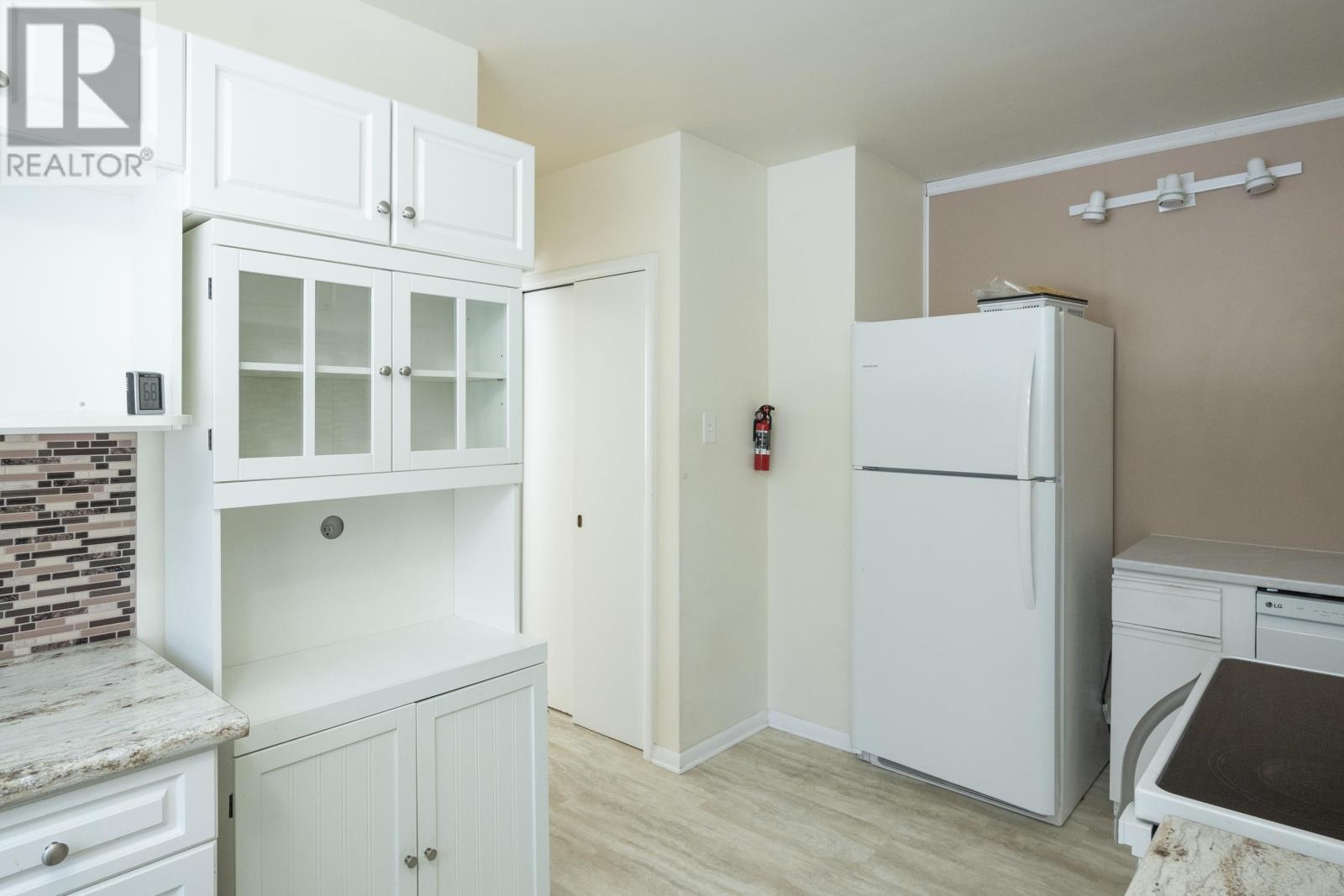 708 Linwood Cres, Thunder Bay, Ontario  P7E 2R8 - Photo 14 - TB2600607