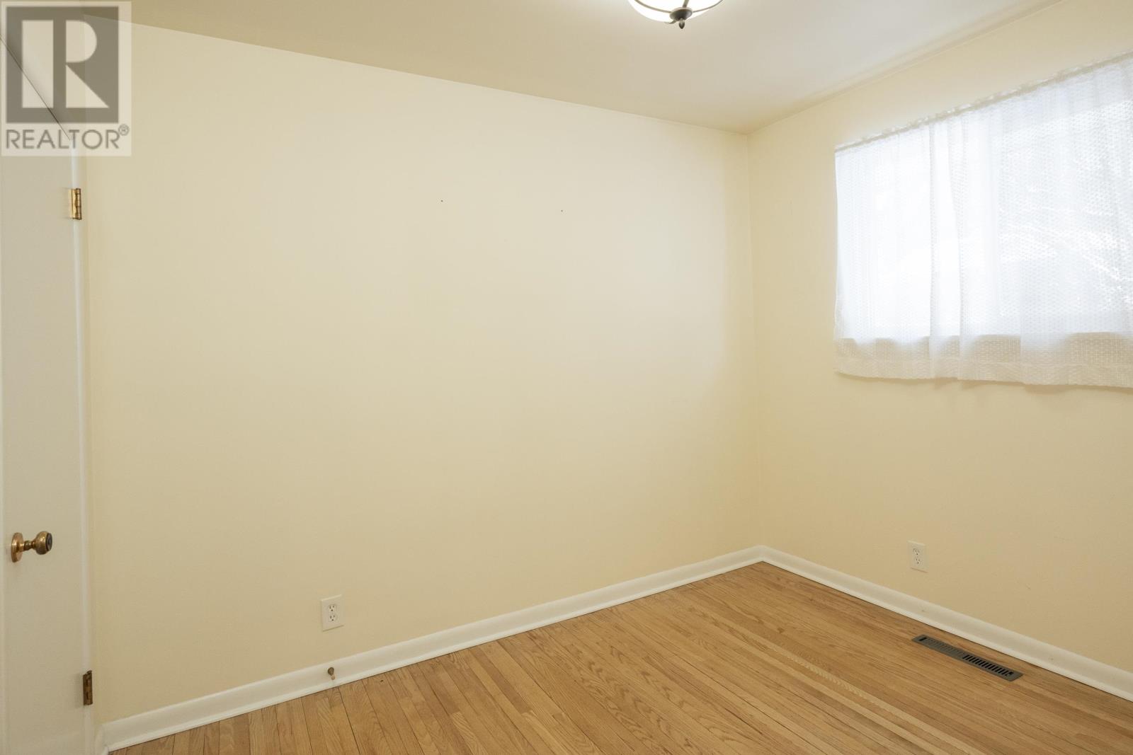 708 Linwood Cres, Thunder Bay, Ontario  P7E 2R8 - Photo 18 - TB2600607