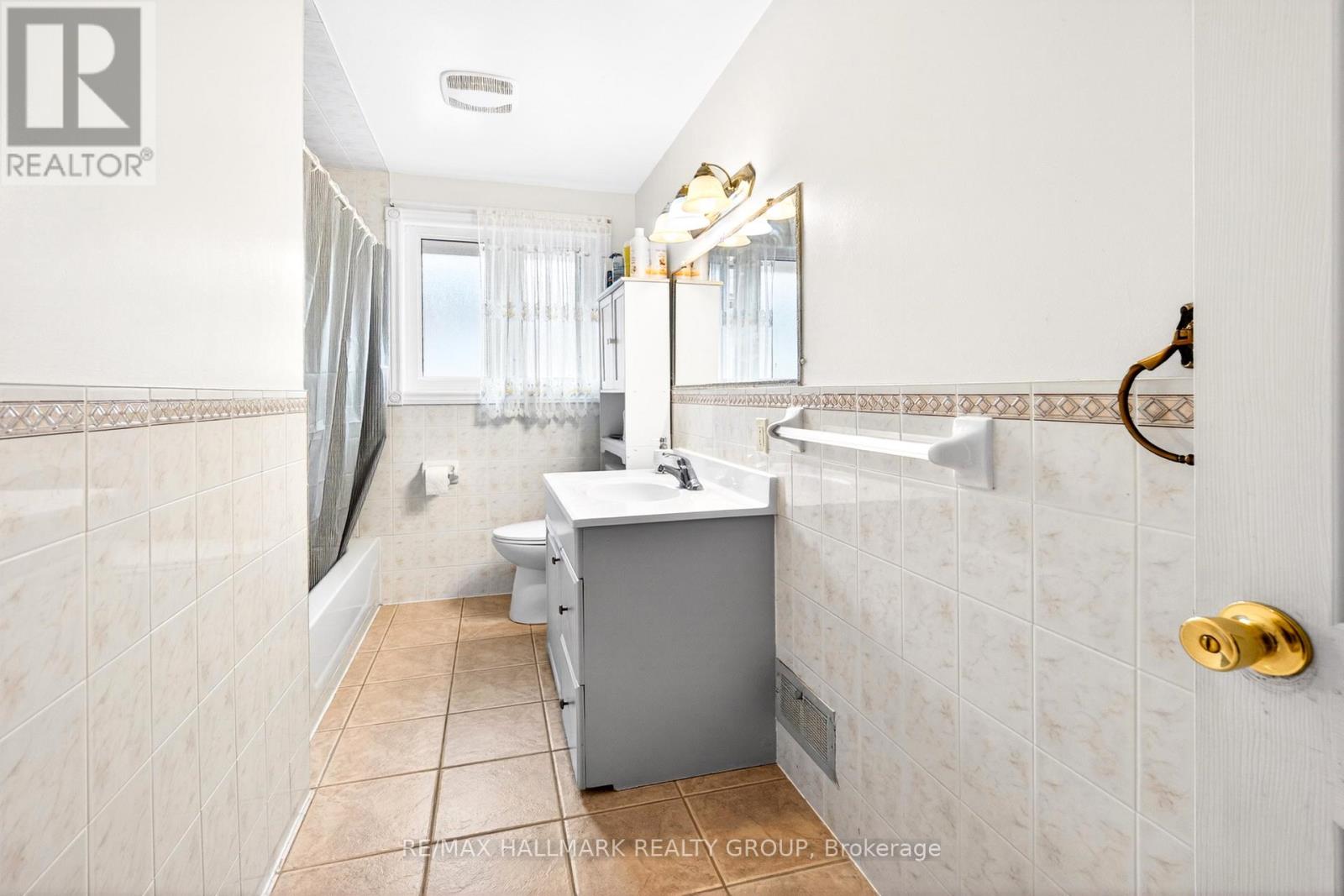 B - 2636 Regina Street, Ottawa, Ontario  K2B 6X8 - Photo 7 - X12951324