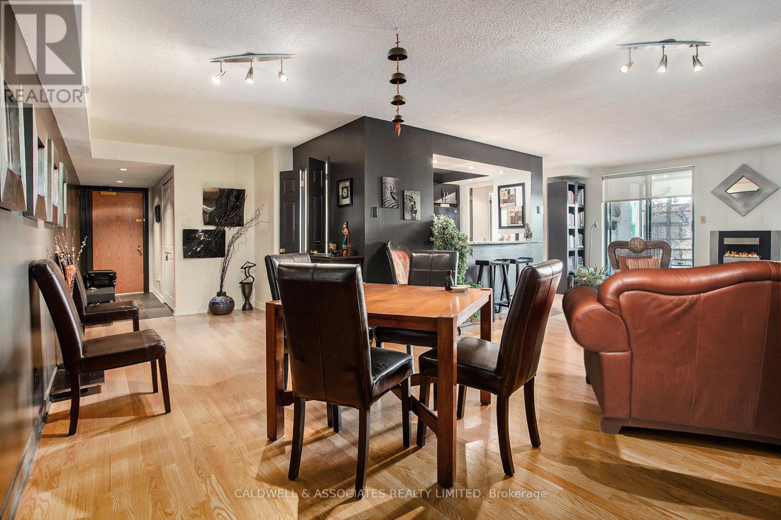 104 - 15 Murray Street, Ottawa, Ontario  K1N 9M5 - Photo 15 - X12951348