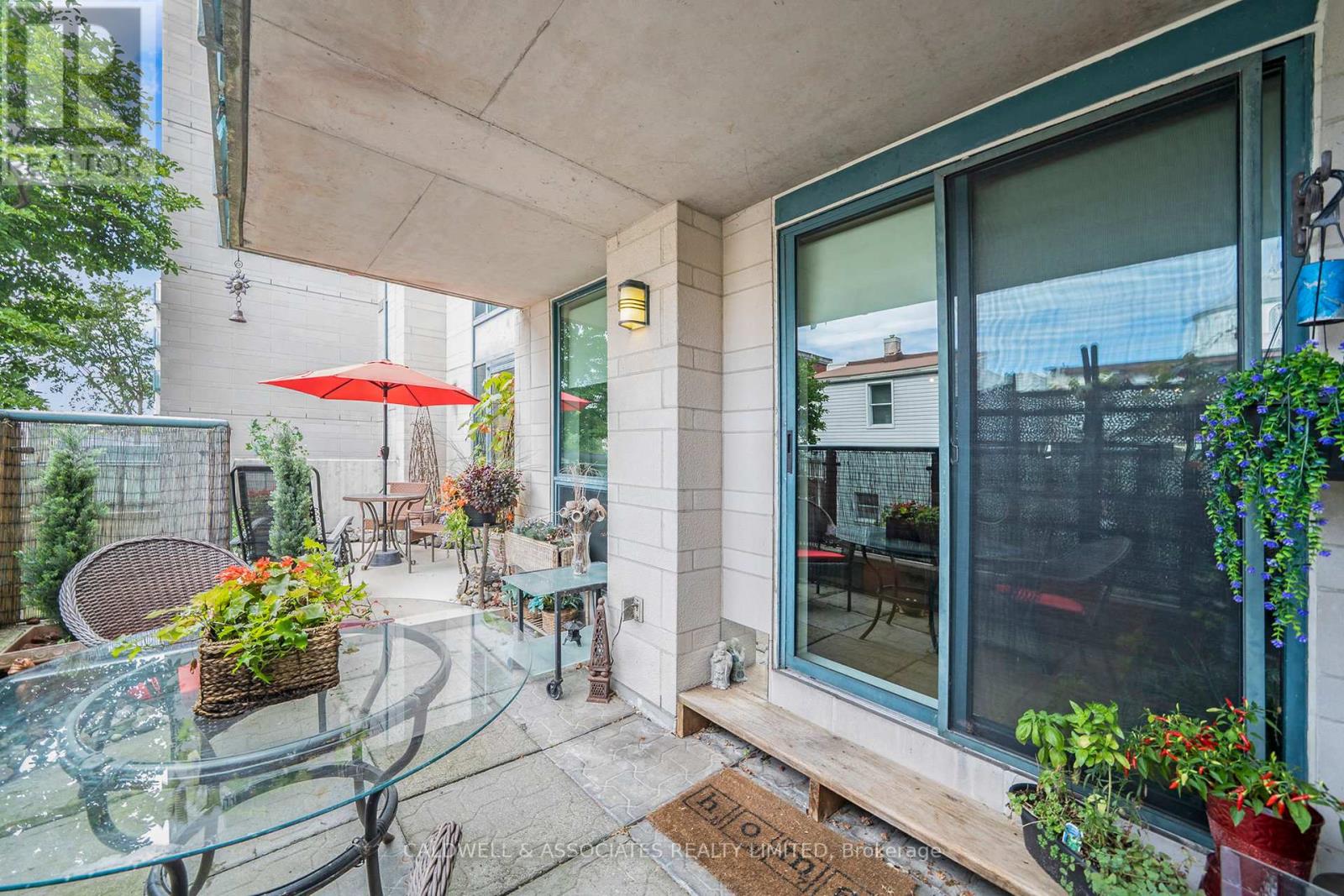 104 - 15 Murray Street, Ottawa, Ontario  K1N 9M5 - Photo 3 - X12951348