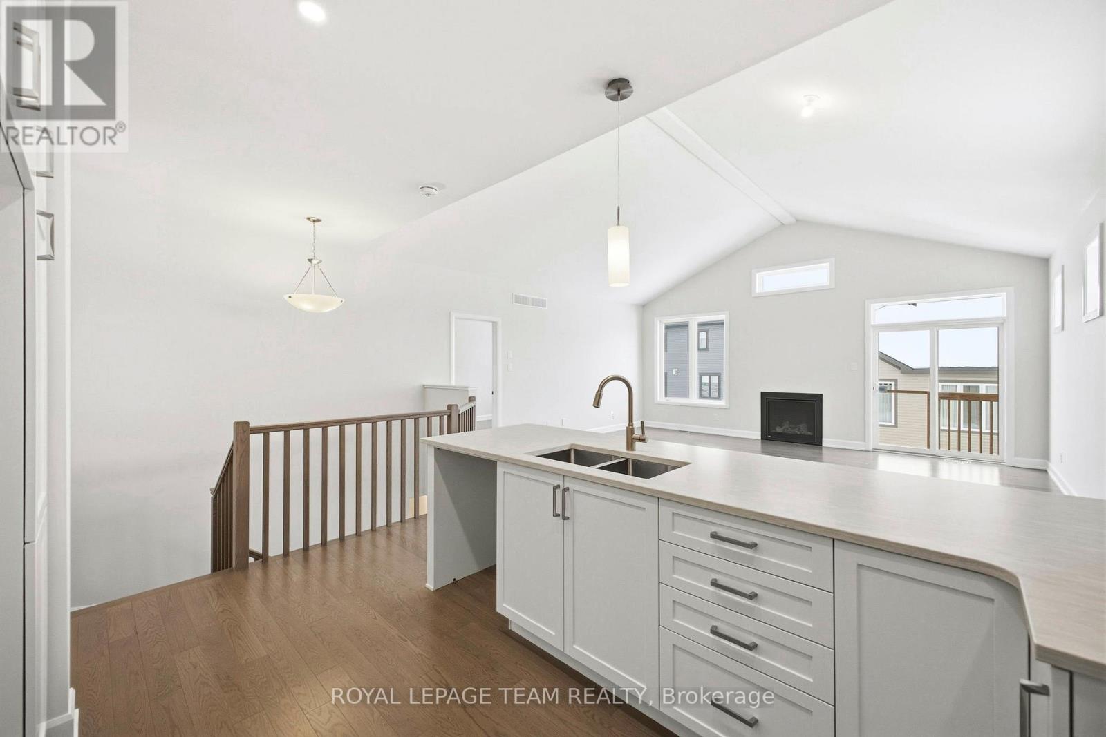 537 Swinley Crescent, North Grenville, Ontario  K0G 1J0 - Photo 11 - X12951436