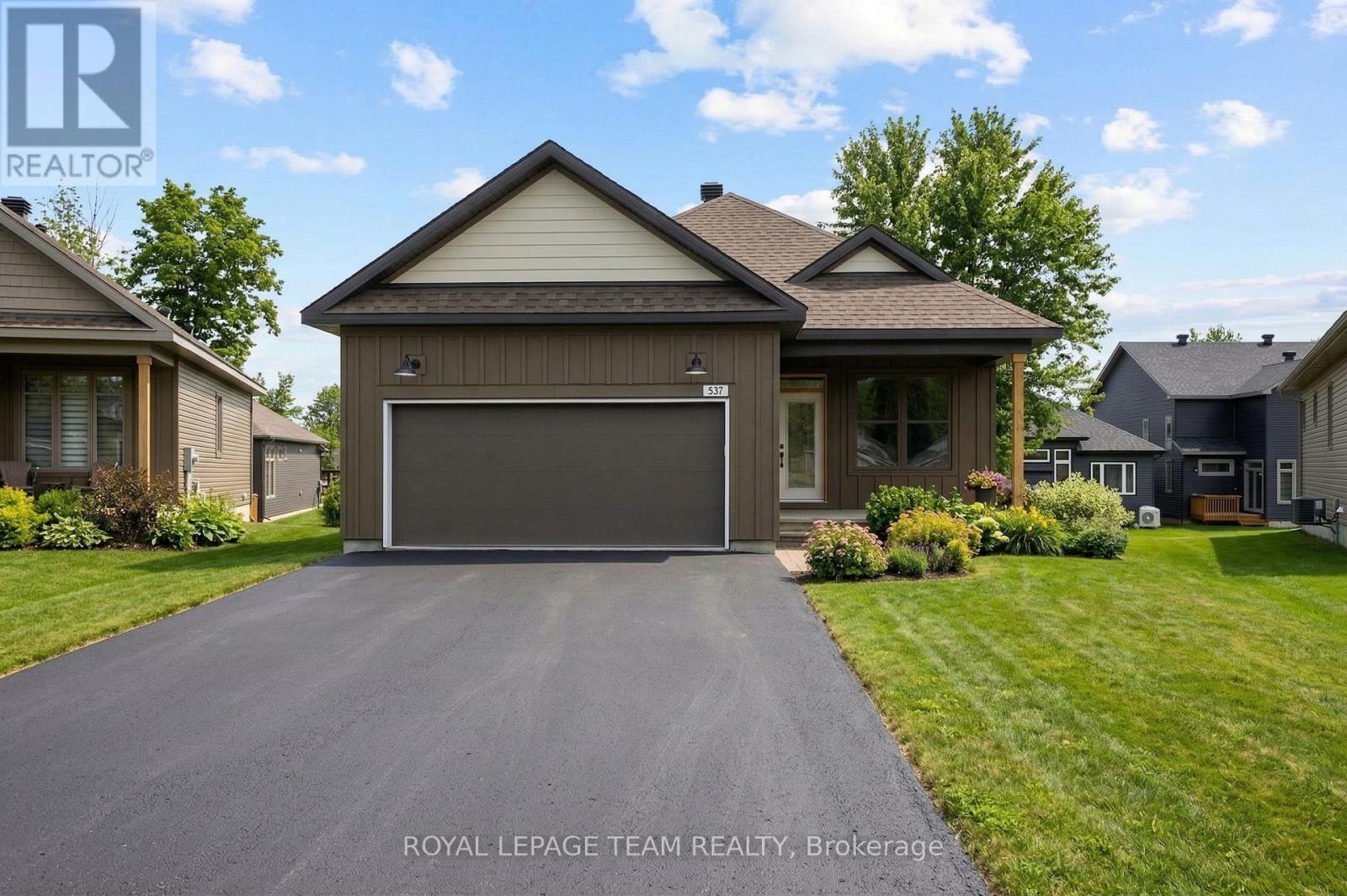 537 Swinley Crescent, North Grenville, Ontario  K0G 1J0 - Photo 2 - X12951436