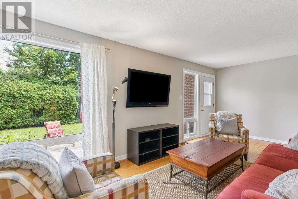 74 - 4634 Cosmic Place, Ottawa, Ontario  K1B 4R8 - Photo 11 - X12951448