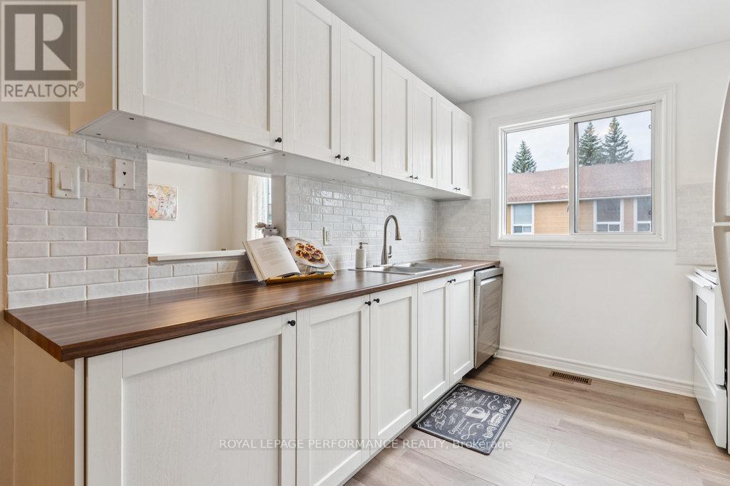 74 - 4634 Cosmic Place, Ottawa, Ontario  K1B 4R8 - Photo 18 - X12951448