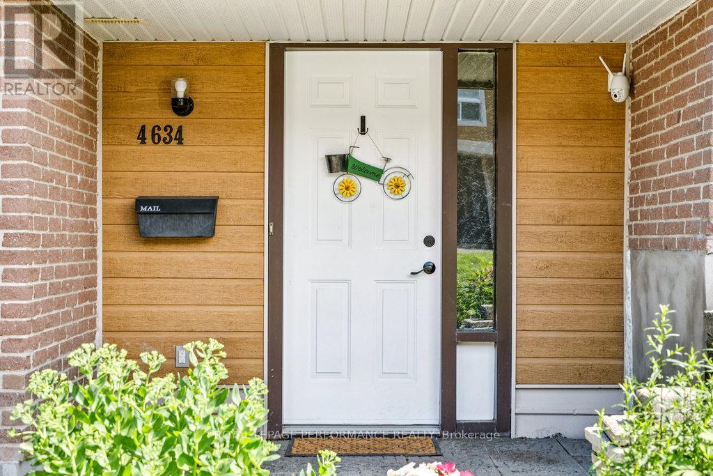 74 - 4634 Cosmic Place, Ottawa, Ontario  K1B 4R8 - Photo 3 - X12951448