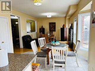 97 Maroon Drive, Richmond Hill, Ontario  L4E 5B6 - Photo 11 - N12947268