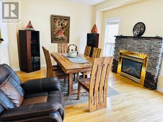 97 Maroon Drive, Richmond Hill, Ontario  L4E 5B6 - Photo 8 - N12947268