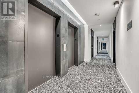 617 - 1808 St. Clair Avenue W, Toronto, Ontario  M6N 0C1 - Photo 6 - W12950778
