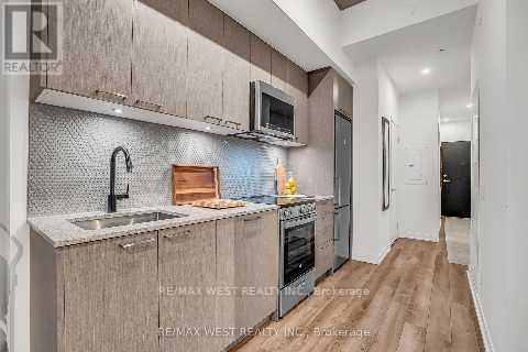 617 - 1808 St. Clair Avenue W, Toronto, Ontario  M6N 0C1 - Photo 10 - W12950778
