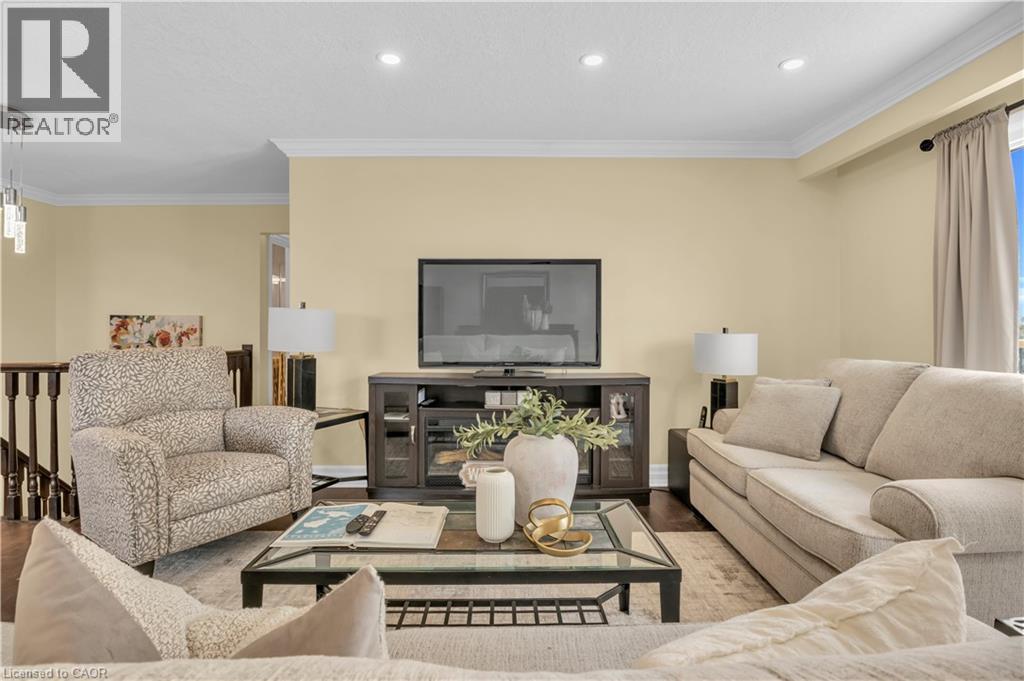 197 Autumn Hill Crescent, Kitchener, Ontario  N2N 1K9 - Photo 8 - 40816878