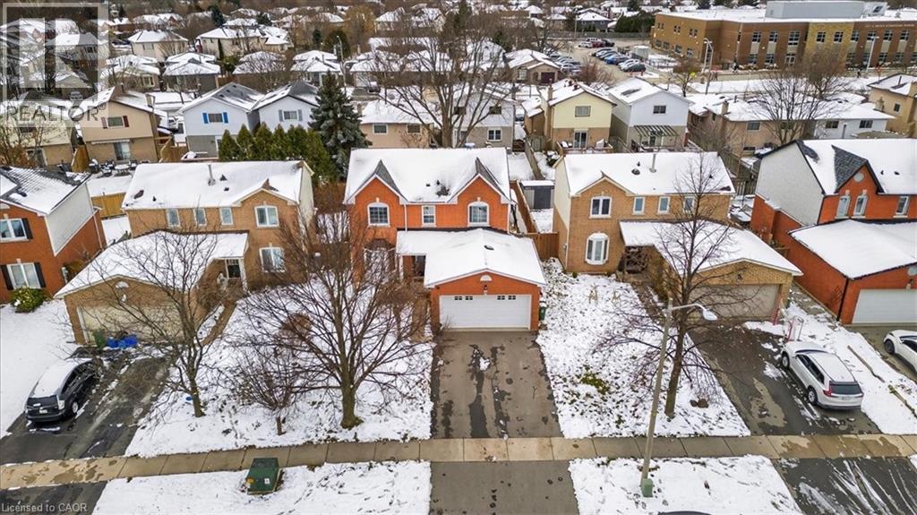 71 Royaledge Way, Hamilton, Ontario  L8B 0H4 - Photo 4 - 40802812