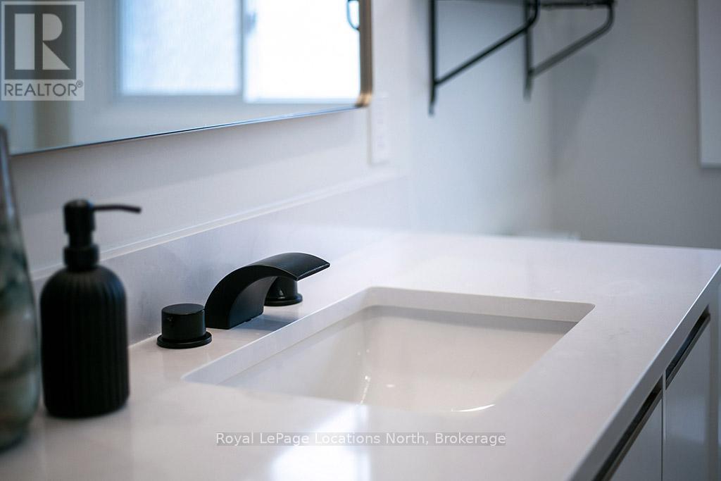 115 Applevale Court, Blue Mountains, Ontario  N0H 2P0 - Photo 25 - X12951312