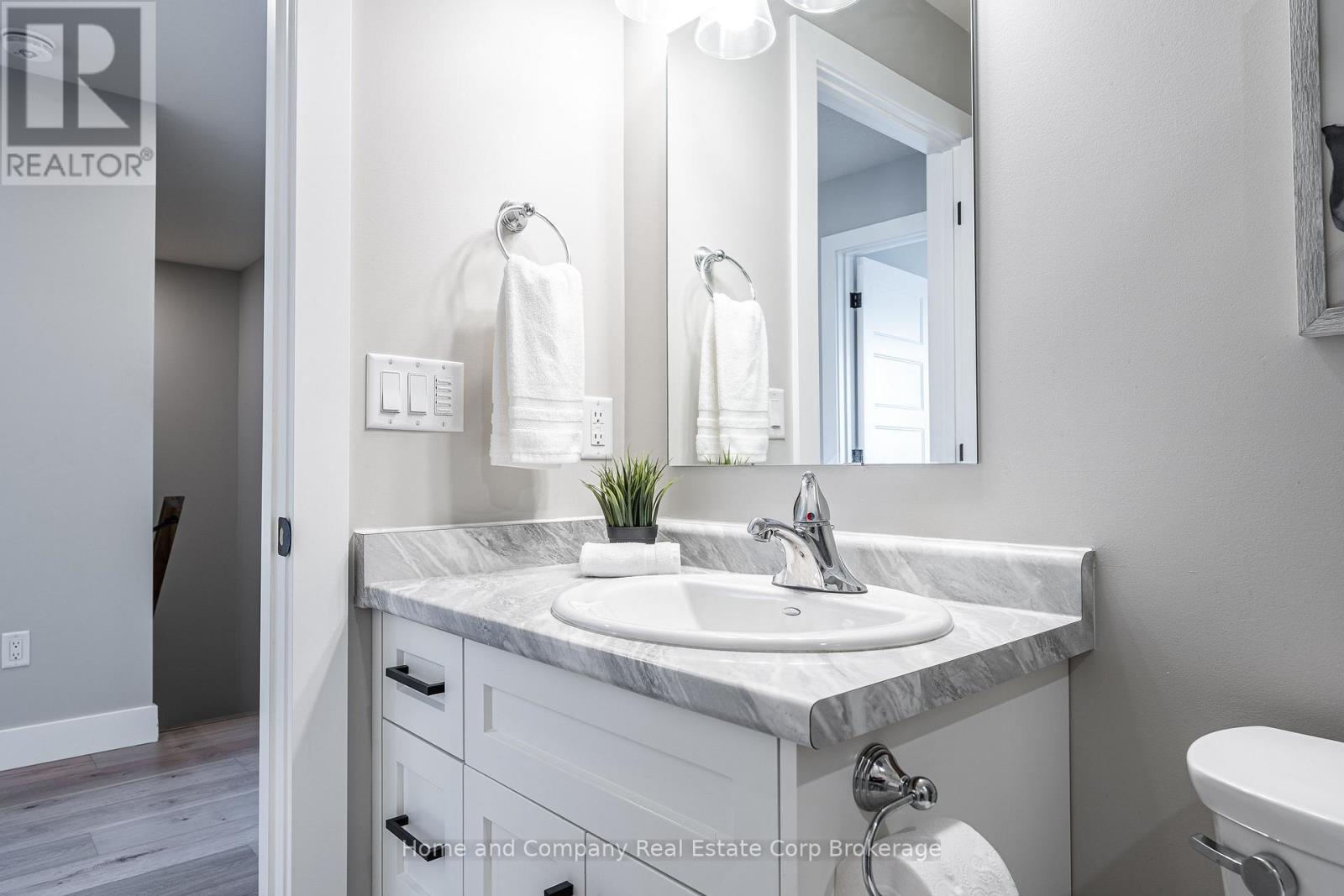 18 Trail Side Drive, St. Marys, Ontario  N4X 0C1 - Photo 27 - X12951366