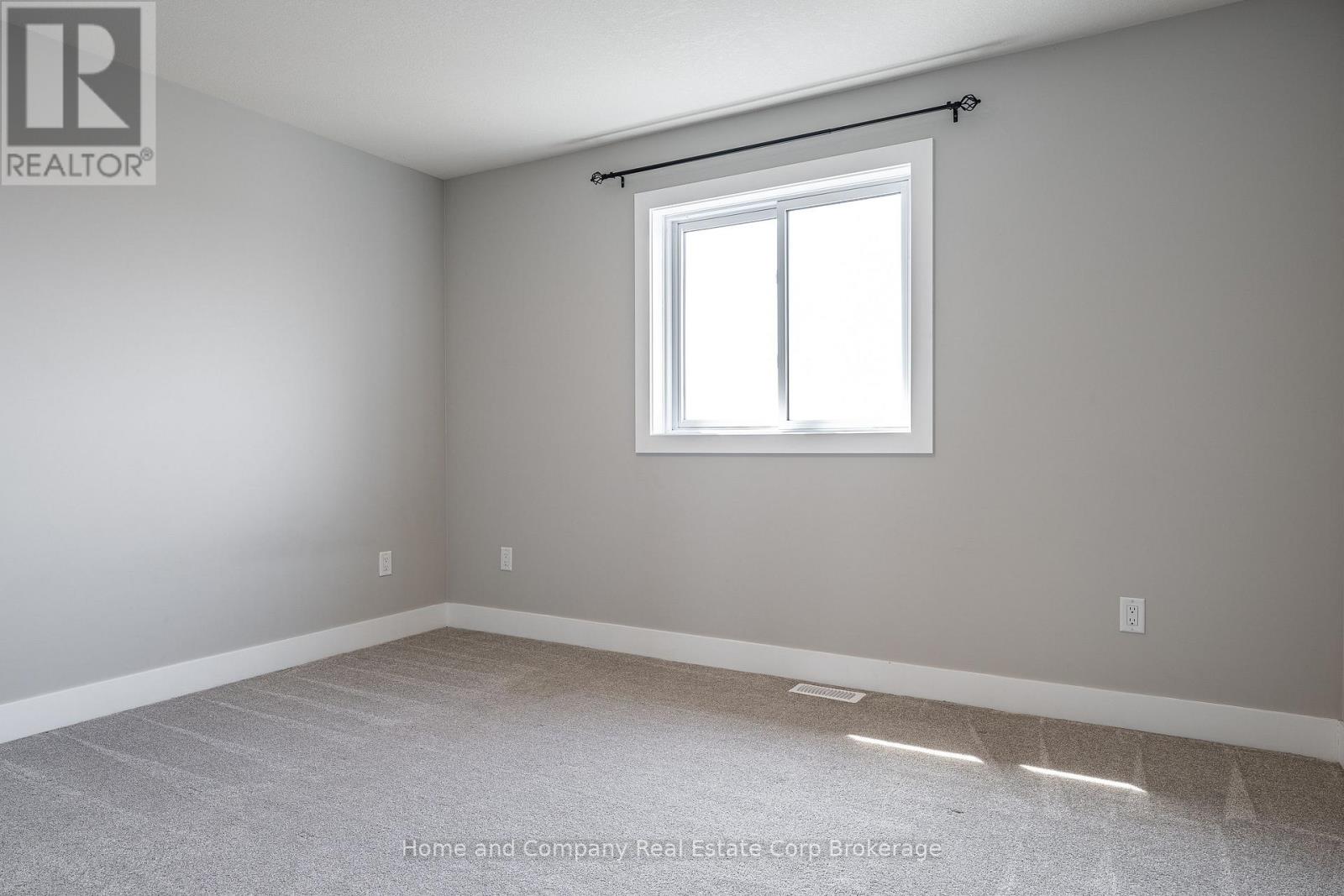 18 Trail Side Drive, St. Marys, Ontario  N4X 0C1 - Photo 36 - X12951366